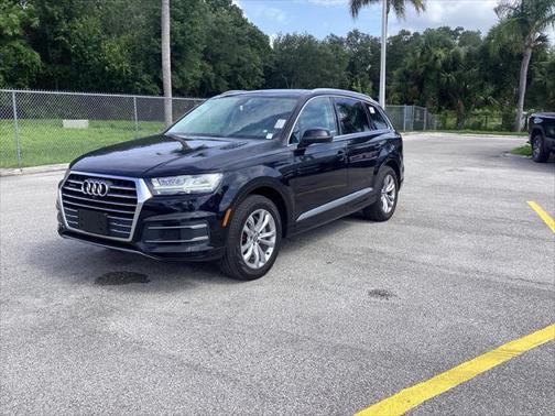 2019 Audi Q7 45 Premium Plus