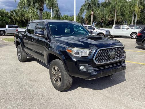 2018 Toyota Tacoma TRD Sport