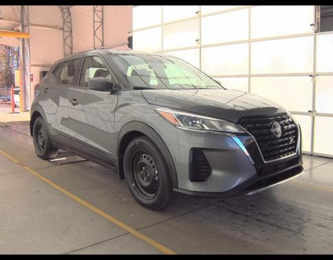 2024 Nissan Kicks S