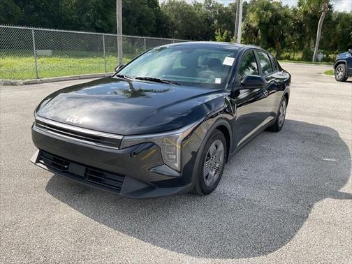 2025 Kia K4 LX