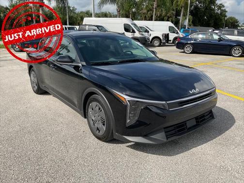 2025 Kia K4 LX