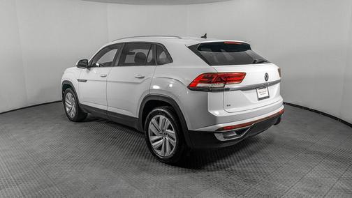 2021 Volkswagen Atlas Cross Sport 2.0T SE w/Technology