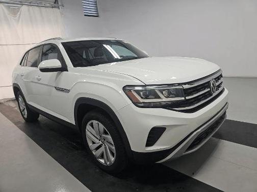 2021 Volkswagen Atlas Cross Sport 2.0T SE w/Technology