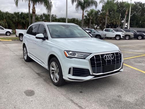 2021 Audi Q7 45 Premium