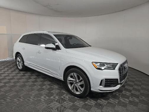 2021 Audi Q7 45 Premium