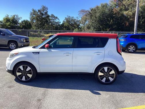 2017 Kia Soul +