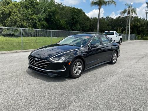 2022 Hyundai SONATA SE