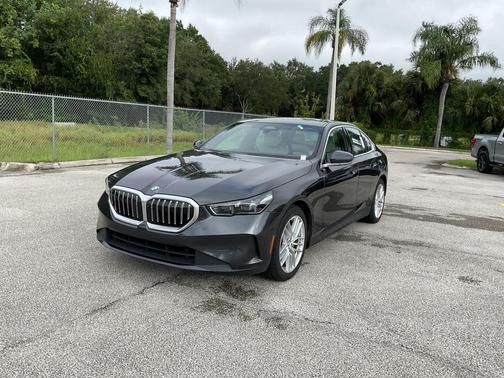 2024 BMW 530 i