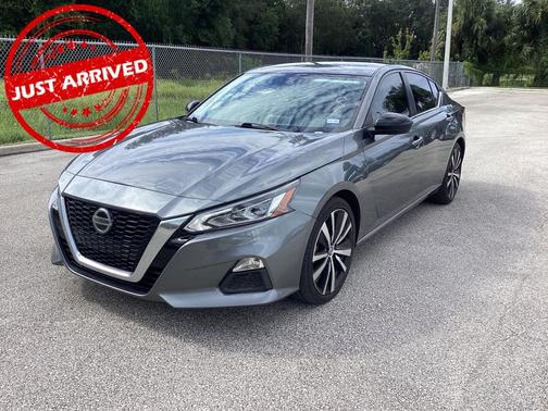 2022 Nissan Altima 2.5 SR