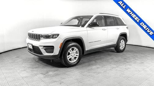 2022 Jeep Grand Cherokee Laredo