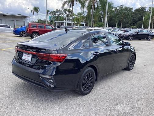 2021 Kia Forte FE