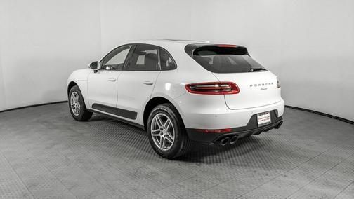 2017 Porsche Macan SUV