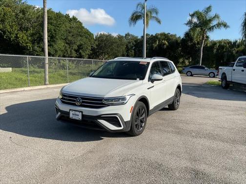 2022 Volkswagen Tiguan 2.0T SE 4MOTION