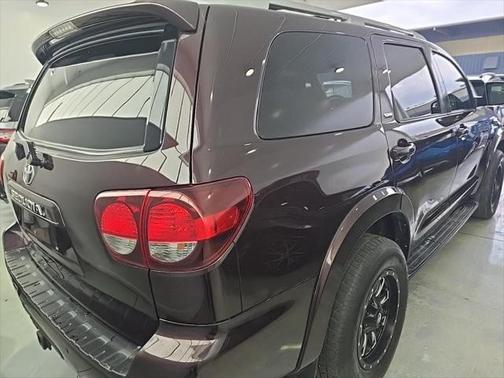 2018 Toyota Sequoia SR5