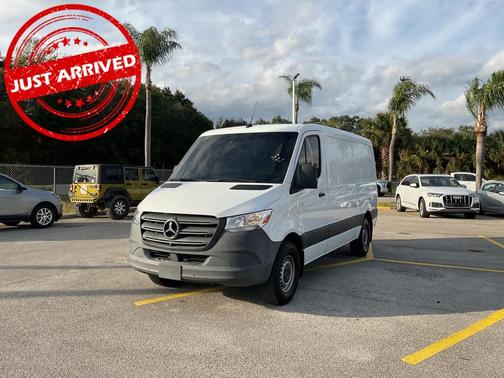 2022 Mercedes-Benz Sprinter 1500 Standard Roof I4