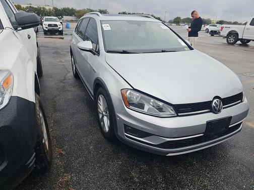 2017 Volkswagen Golf Alltrack TSI SE