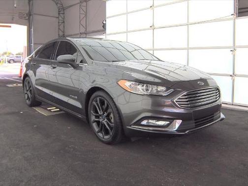 2018 Ford Fusion Hybrid SE