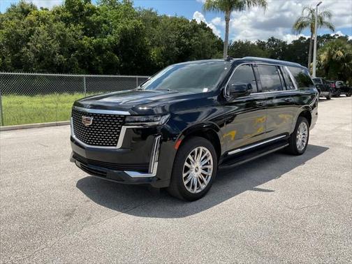 2022 Cadillac Escalade ESV Luxury