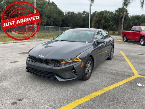 2022 Kia K5 LXS