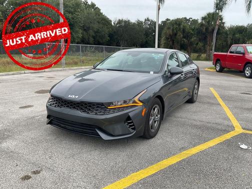 2022 Kia K5 LXS