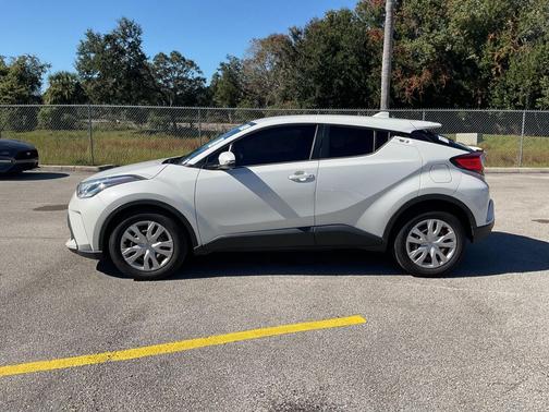 2020 Toyota C-HR LE