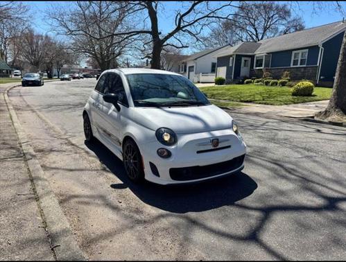 2015 FIAT 500 Abarth