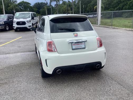 2015 FIAT 500 Abarth