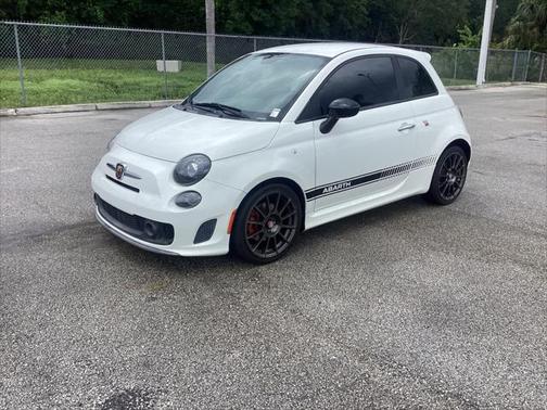 2015 FIAT 500 Abarth