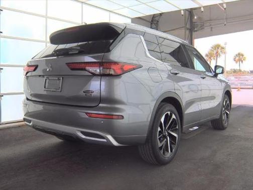 2022 Mitsubishi Outlander SEL 2.5 2WD