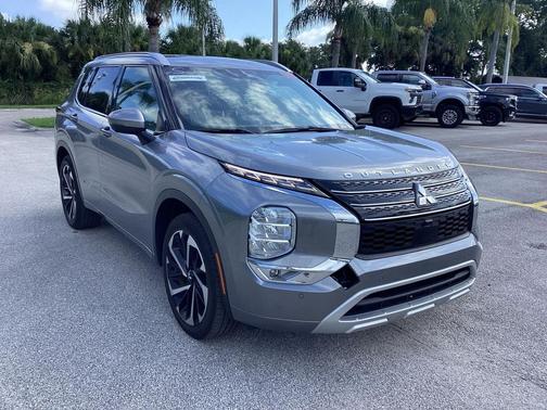 2022 Mitsubishi Outlander SEL