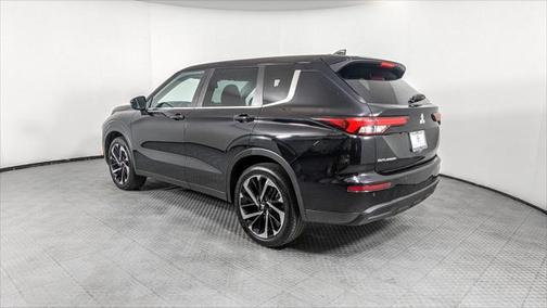 2022 Mitsubishi Outlander ES 2.5 2WD
