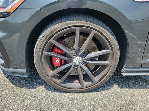 2019 Volkswagen Golf GTI 2.0T S 4-Door