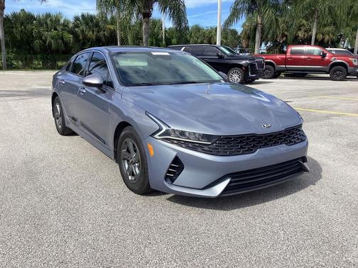 2021 Kia K5 LX