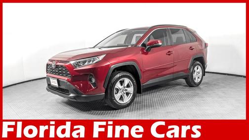 2020 Toyota RAV4 XLE