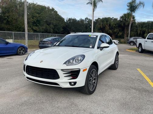 2016 Porsche Macan S