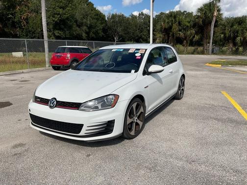 2016 Volkswagen Golf GTI 2.0T S 4-Door