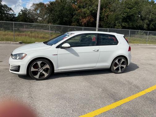 2016 Volkswagen Golf GTI 2.0T S 4-Door