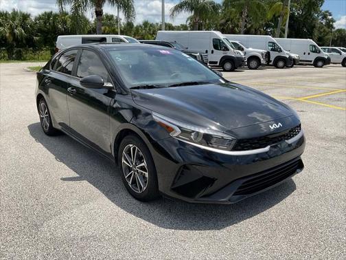 2022 Kia Forte LXS