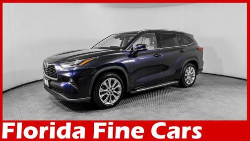 2022 Toyota Highlander Hybrid Limited