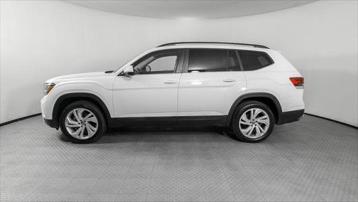 2022 Volkswagen Atlas 3.6L SE w/Technology