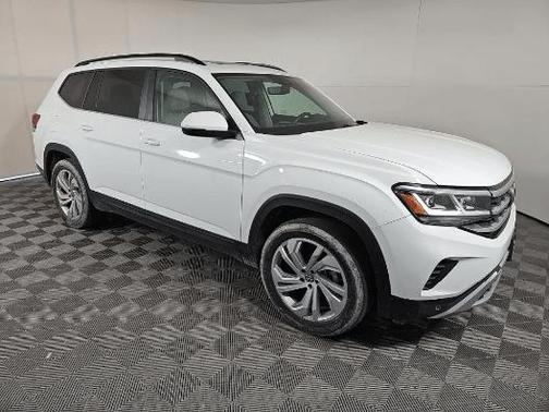 2022 Volkswagen Atlas 3.6L SE w/Technology