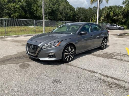 2021 Nissan Altima 2.5 SR