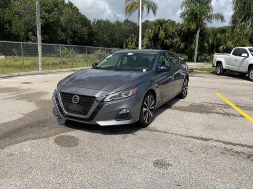 2021 Nissan Altima 2.5 SR