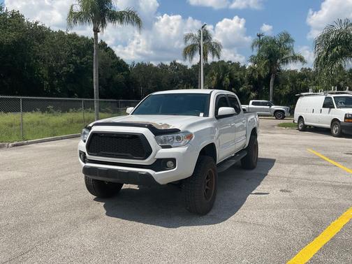 2017 Toyota Tacoma SR