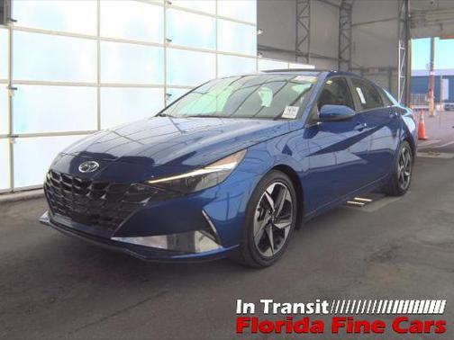 2022 Hyundai ELANTRA Limited