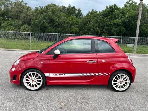 2013 FIAT 500 Abarth