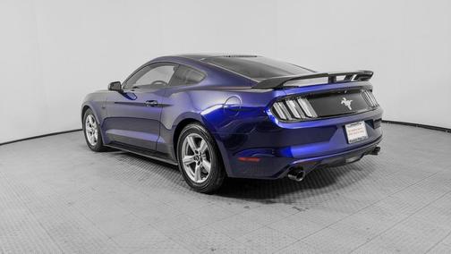 2015 Ford Mustang V6