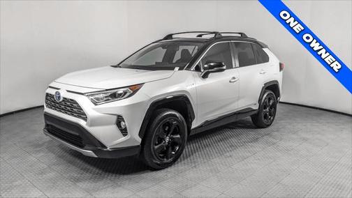 2021 Toyota RAV4 Hybrid SE