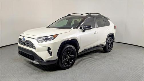 2021 Toyota RAV4 Hybrid SE