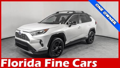 2021 Toyota RAV4 Hybrid SE